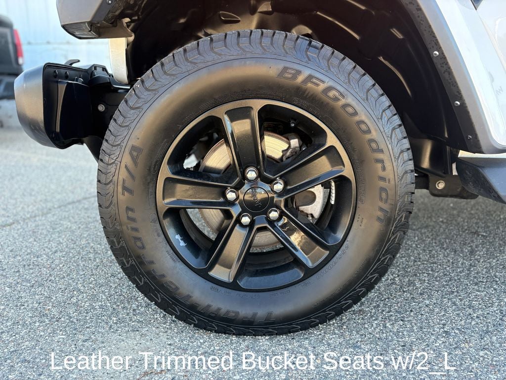 2022 Jeep Wrangler Unlimited Sahara Altitude Navigation System