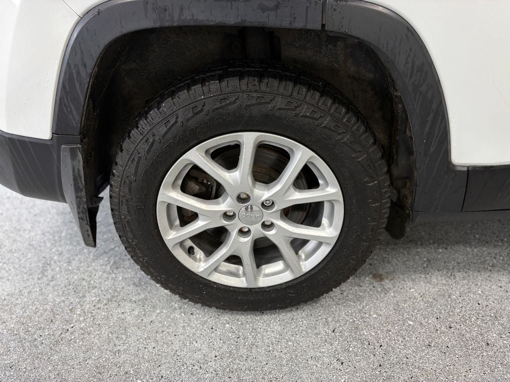 2015 Jeep Cherokee Sport