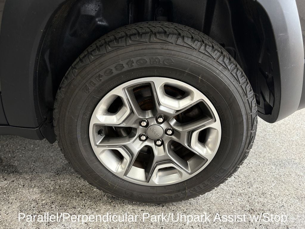 2019 Jeep Cherokee Trailhawk Technology Group