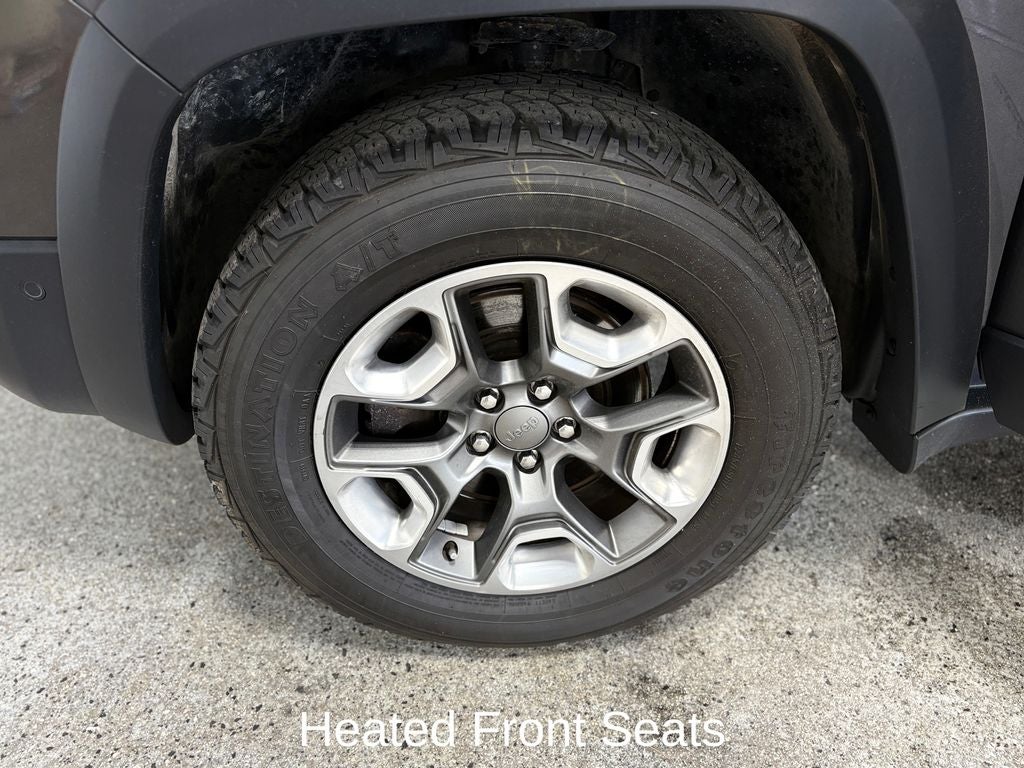 2019 Jeep Cherokee Trailhawk Technology Group