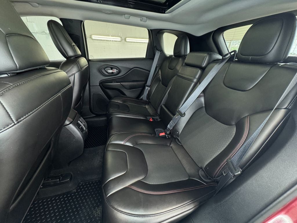 2019 Jeep Cherokee Trailhawk Power Sunroof