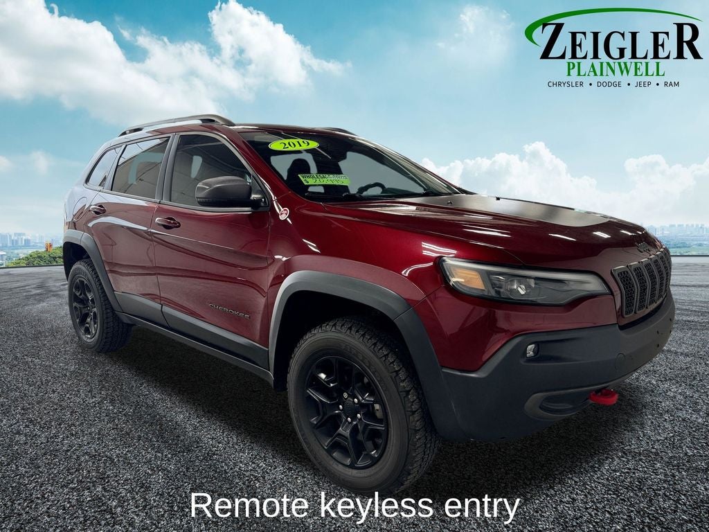 2019 Jeep Cherokee Trailhawk Power Sunroof