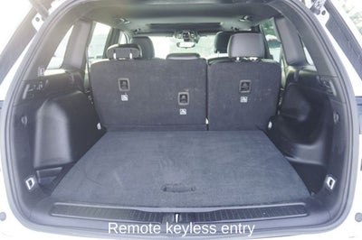 2023 Jeep Grand Cherokee Altitude X Power Sunroof & Radio: Uconnect 5 w/8.4" Display &