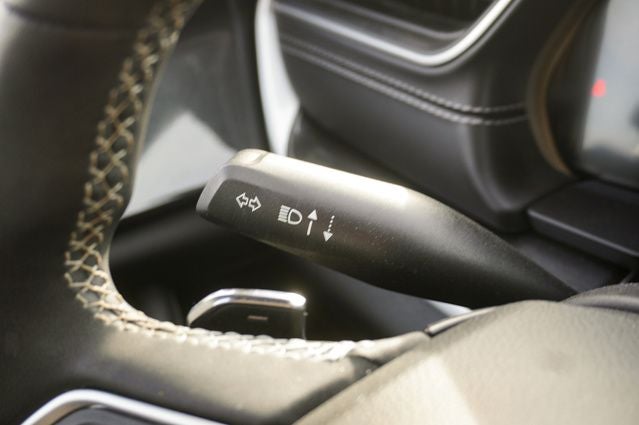 2023 Jeep Grand Cherokee Altitude X Power Sunroof & ParkView Rear Back-Up Camera