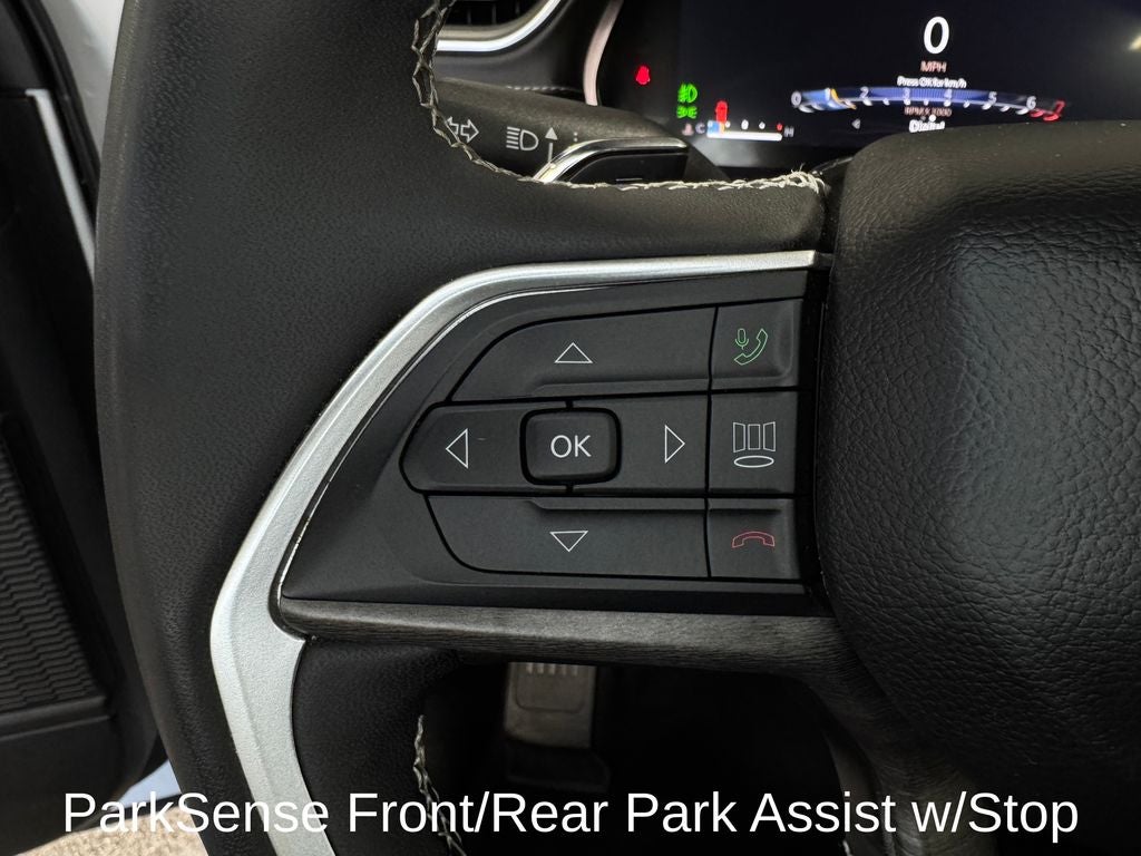 2024 Jeep Grand Cherokee Limited Black Appearance Package