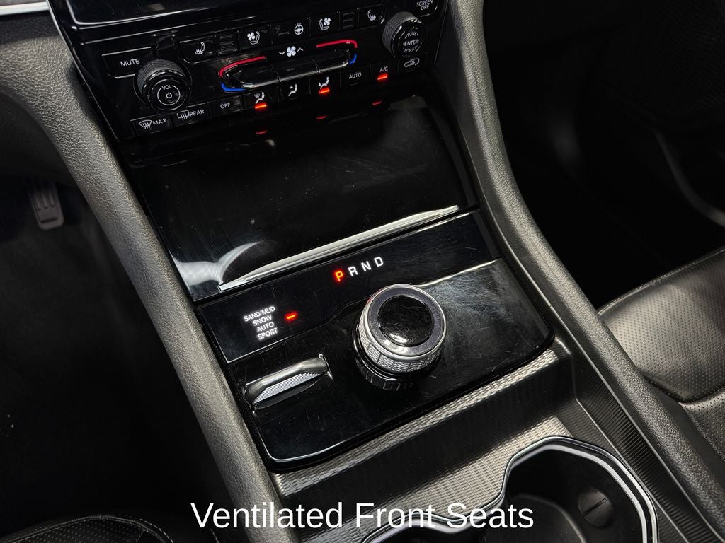 2024 Jeep Grand Cherokee Limited Black Appearance Package