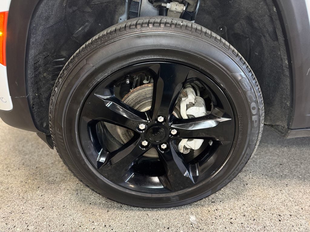 2024 Jeep Grand Cherokee Limited Black Appearance Package