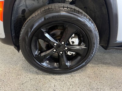 2024 Jeep Grand Cherokee Limited Black Appearance Package