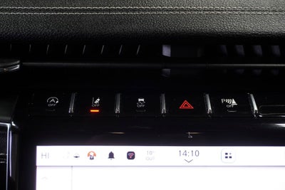 2023 Jeep Grand Cherokee Limited Blackout Package with Navigation