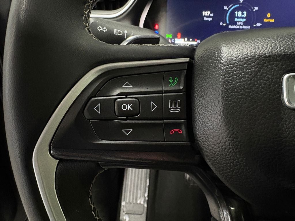 2023 Jeep Grand Cherokee L Laredo