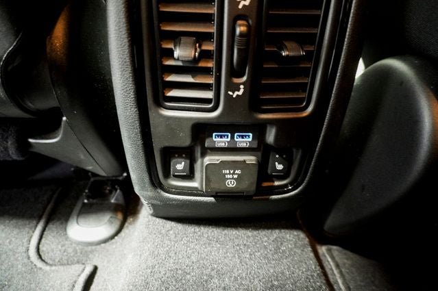 2025 Dodge Durango R/T Plus Navigation System & Power Moonroof