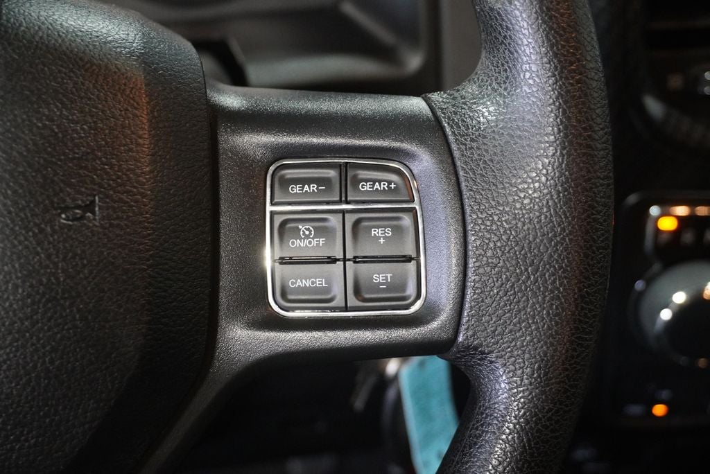 2017 RAM 1500 Express Leer Paint To Match Topper