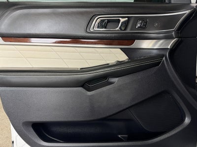 2019 Ford Explorer Platinum