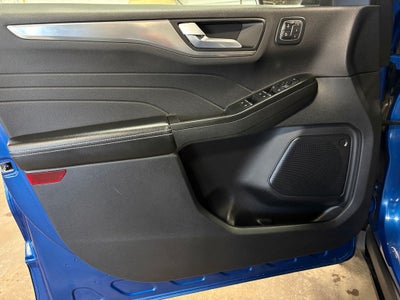 2022 Ford Escape Hybrid Titanium