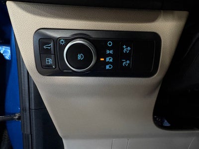 2022 Ford Escape Hybrid Titanium