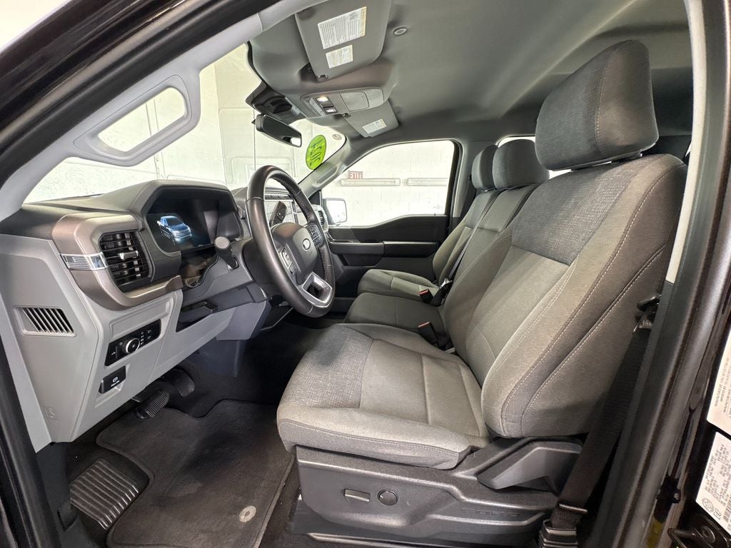 2024 Ford F-150 XLT Alloy wheels