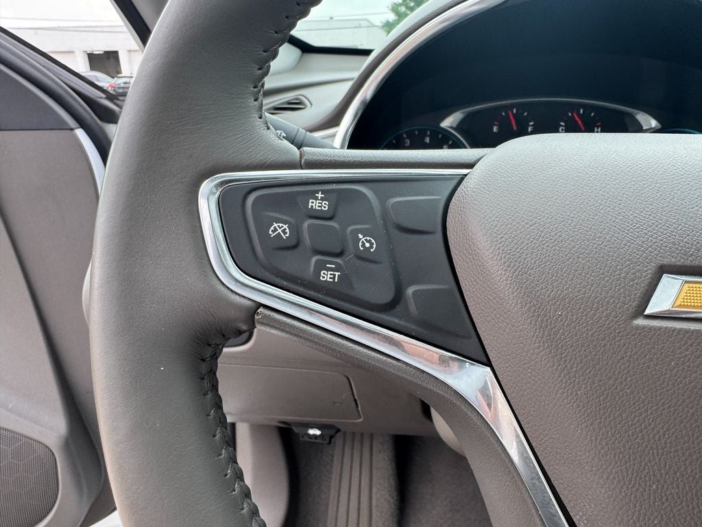 2017 Chevrolet Malibu LT Power Sunroof