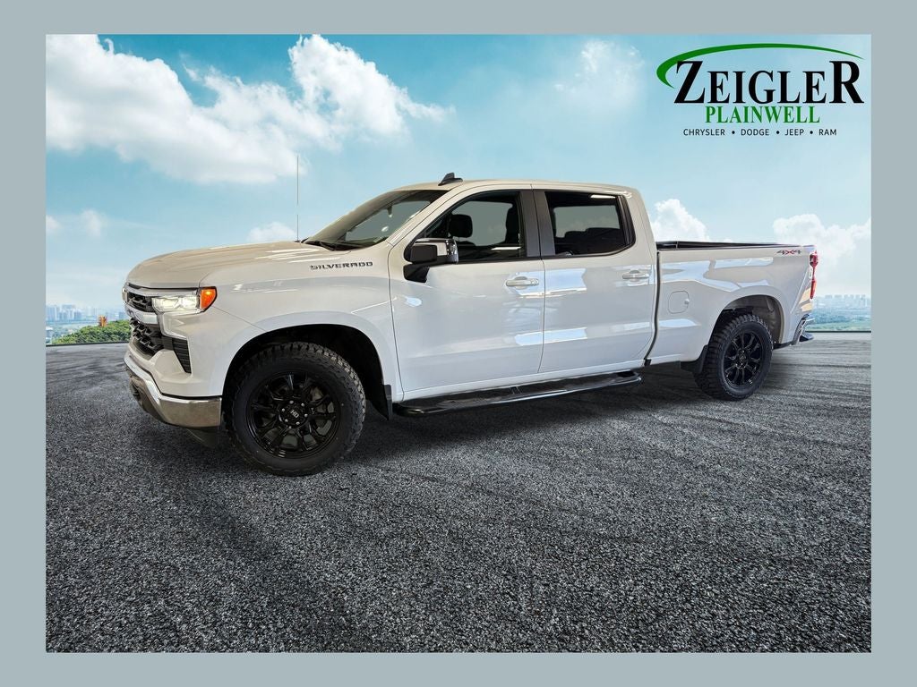 2025 Chevrolet Silverado 1500 LT Navigation System