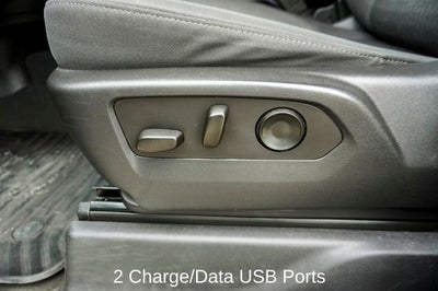 2023 GMC Sierra 1500 SLE Navigation System & HD Rear Vision Camera