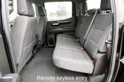 2023 GMC Sierra 1500 SLE Navigation System & HD Rear Vision Camera