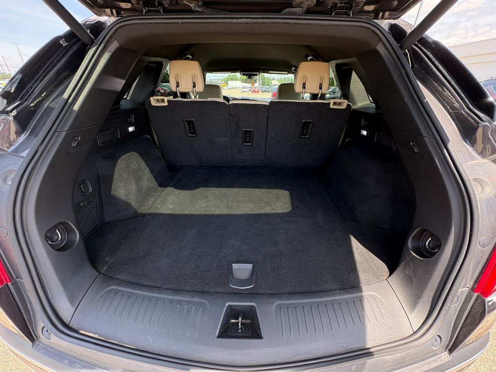 2018 Cadillac XT5 Base Alloy wheels