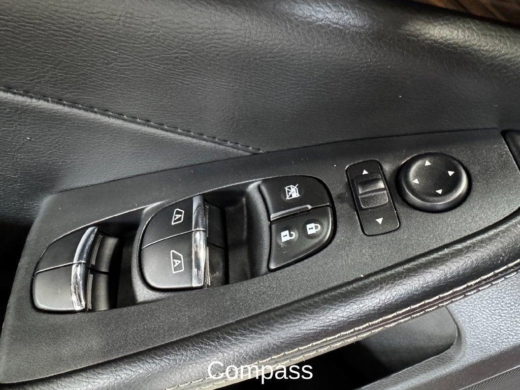 2017 Nissan Maxima Platinum
