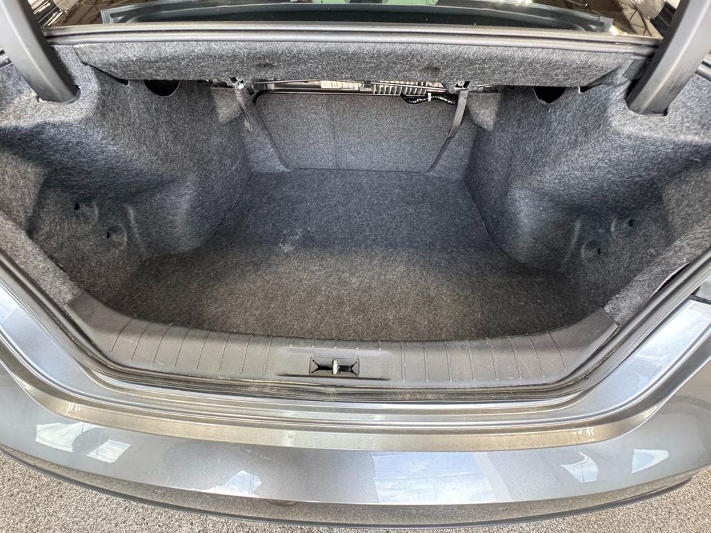 2021 Nissan Maxima SR Power moonroof