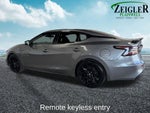 2021 Nissan Maxima SR Power moonroof
