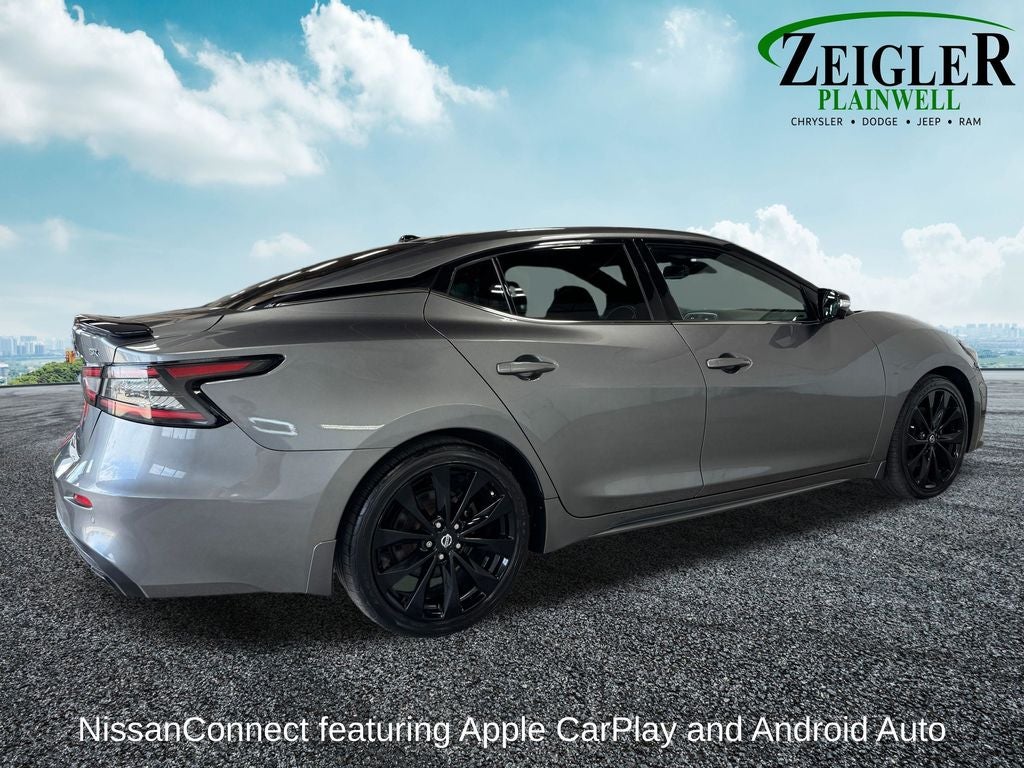 2021 Nissan Maxima SR Power moonroof