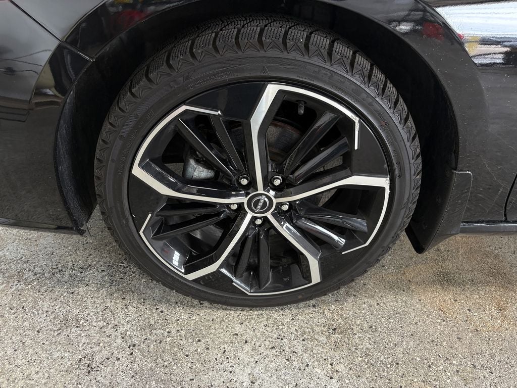 2025 Nissan Altima 2.5 SR