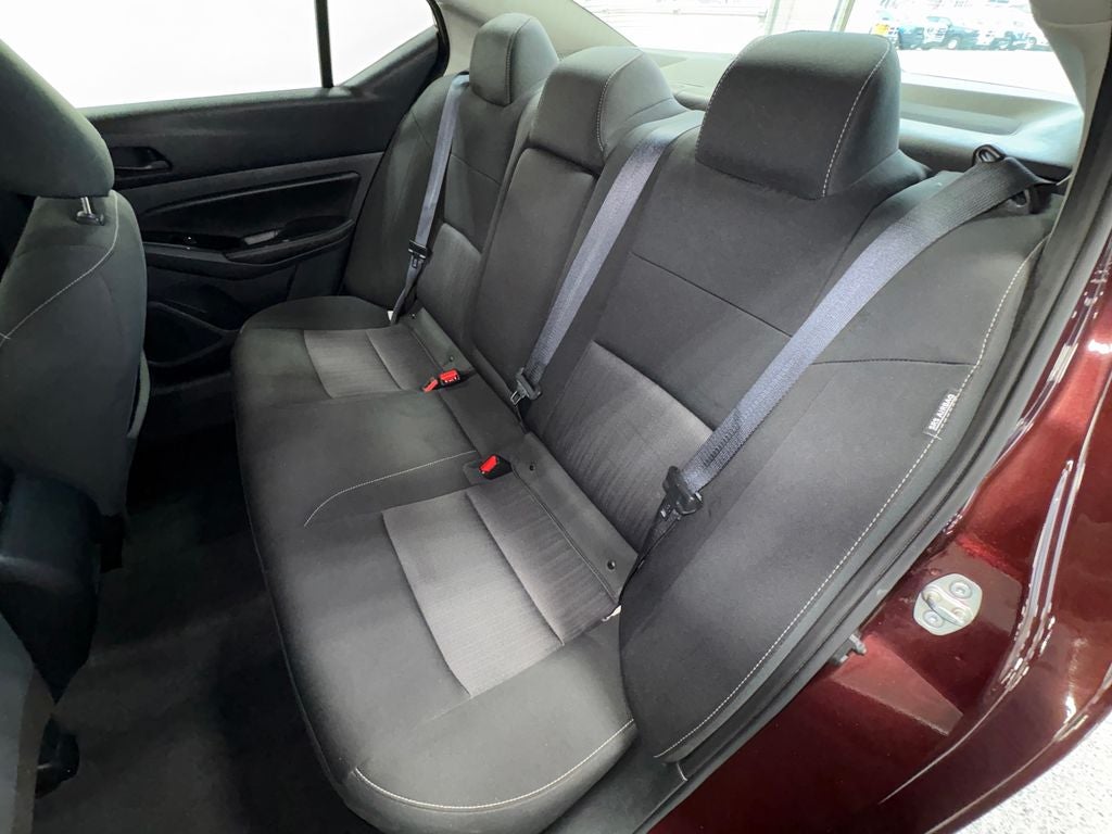 2023 Nissan Altima 2.5 SV Apple Car Play