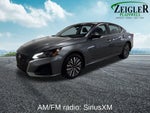 2024 Nissan Altima 2.5 SV NissanConnect featuring Apple CarPlay