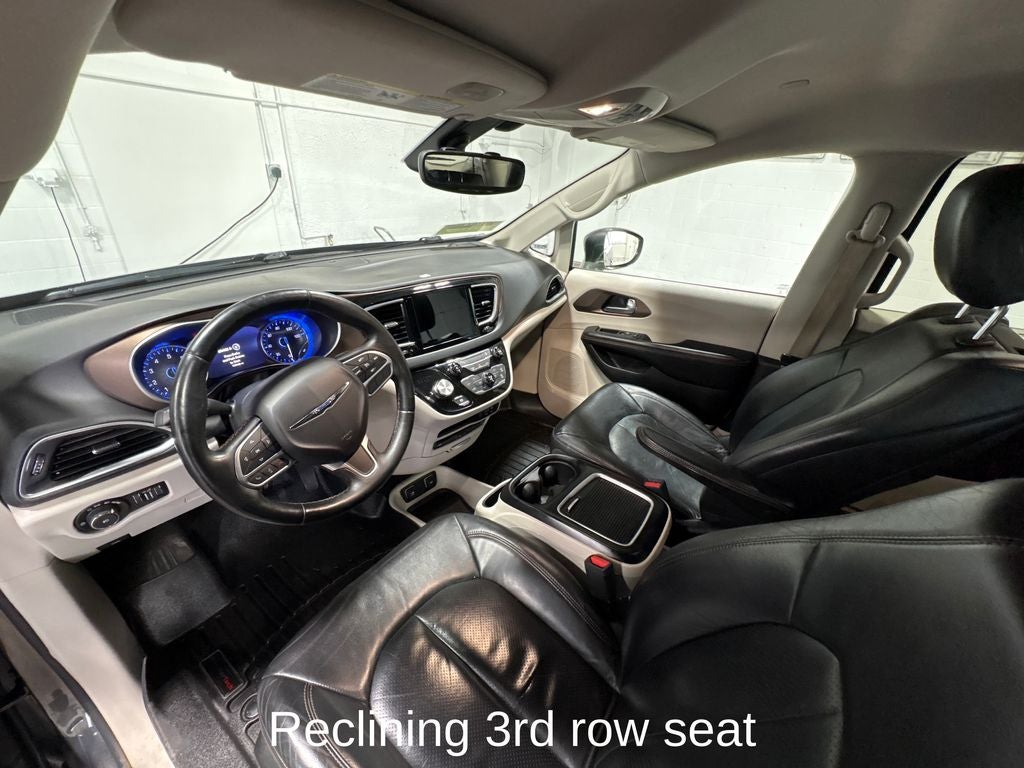 2017 Chrysler Pacifica Touring L Plus