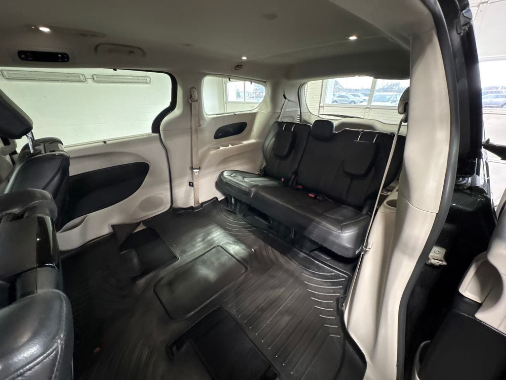 2017 Chrysler Pacifica Touring L Plus