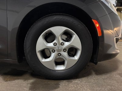 2017 Chrysler Pacifica Touring L Plus