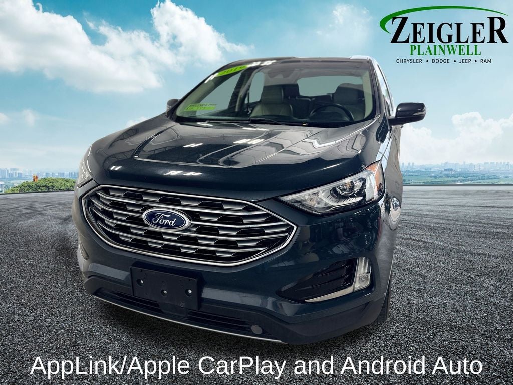 2019 Ford Edge Titanium Panoramic Vista Roof