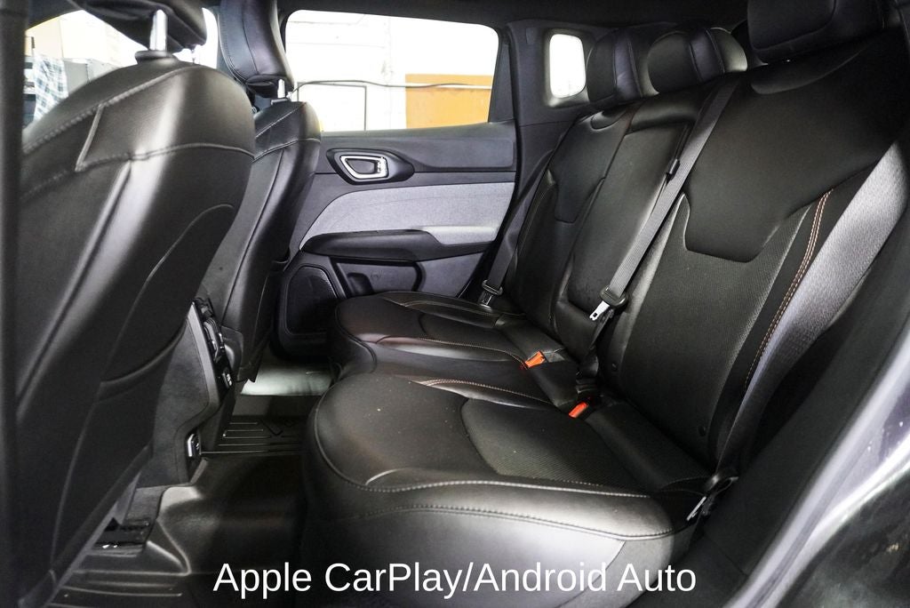 2023 Jeep Compass Latitude Lux Apple CarPlay/Android Auto