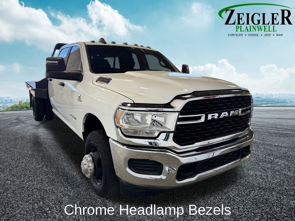 2024 RAM 3500 SLT FLAT BED