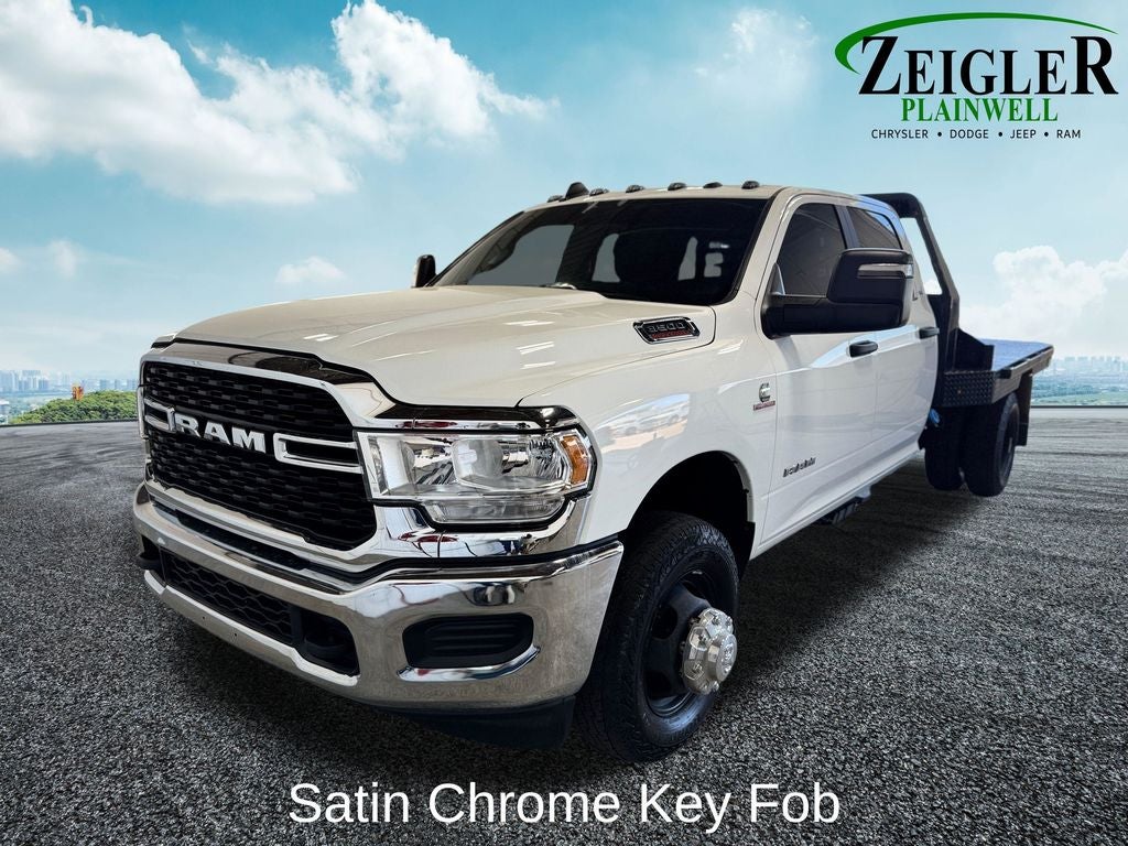 2024 RAM 3500 SLT FLAT BED