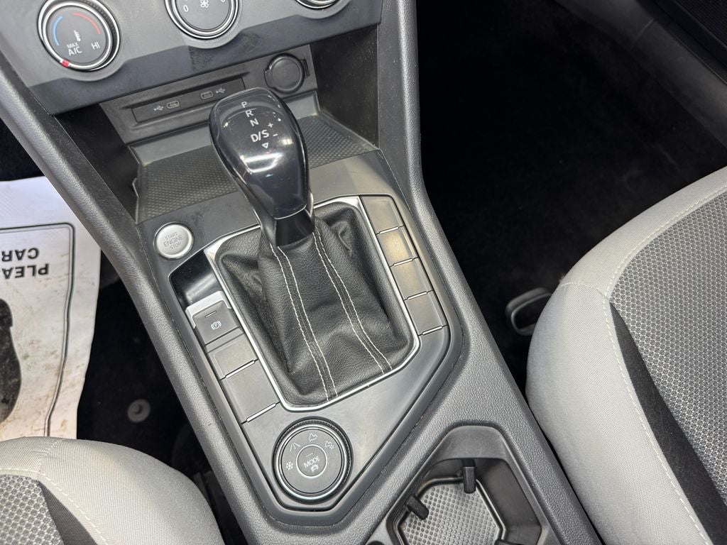 2022 Volkswagen Taos 1.5T S Alloy wheels