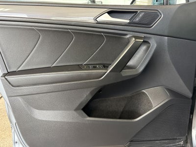 2023 Volkswagen Tiguan 2.0T SE Exterior Parking Camera Rear