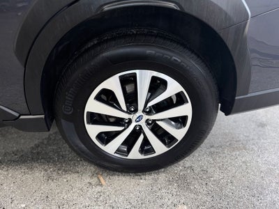 2023 Subaru Outback Premium Alloy wheels