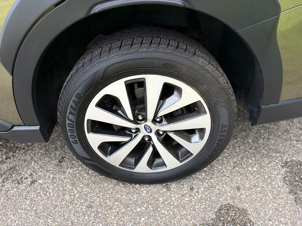 2023 Subaru Outback Premium Alloy wheels