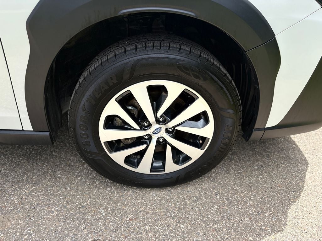 2024 Subaru Outback Premium Alloy wheels