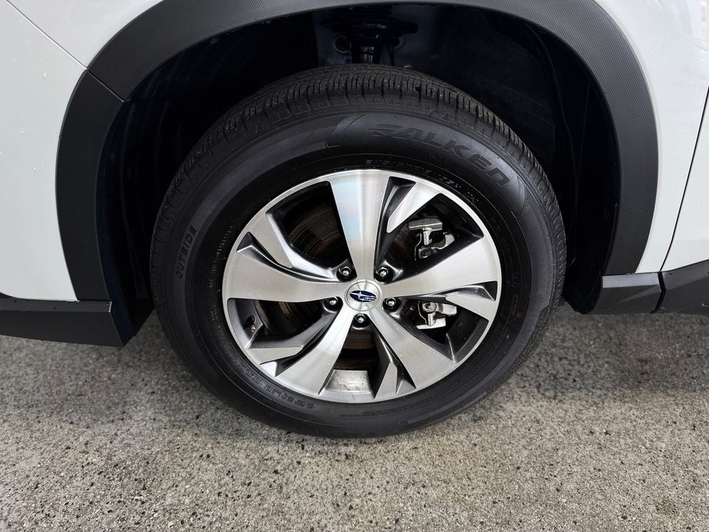 2025 Subaru Ascent Premium 3rd row seats: bench
