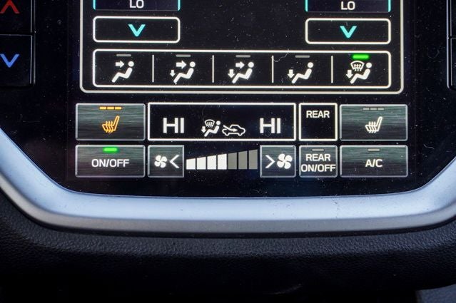 2024 Subaru Ascent Limited Apple Carplay & Hands Free Bluetooth