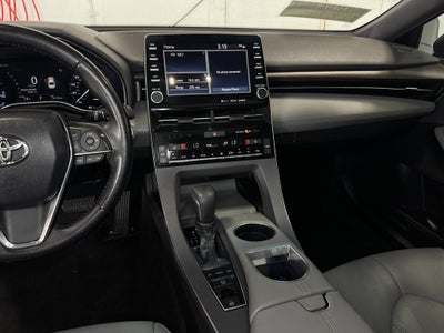 2019 Toyota Avalon XLE Moonroof Package