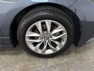2019 Toyota Avalon XLE Moonroof Package