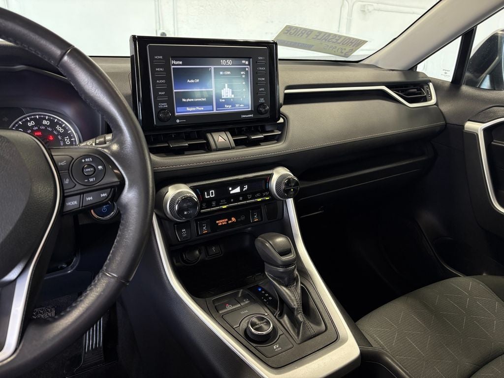 2022 Toyota RAV4 Hybrid XLE