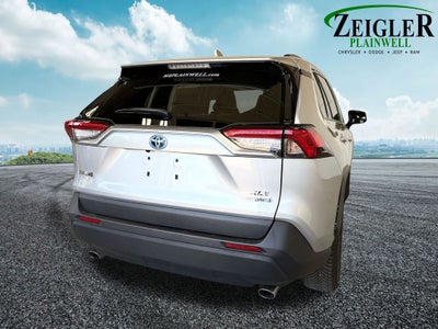 2022 Toyota RAV4 Hybrid XLE